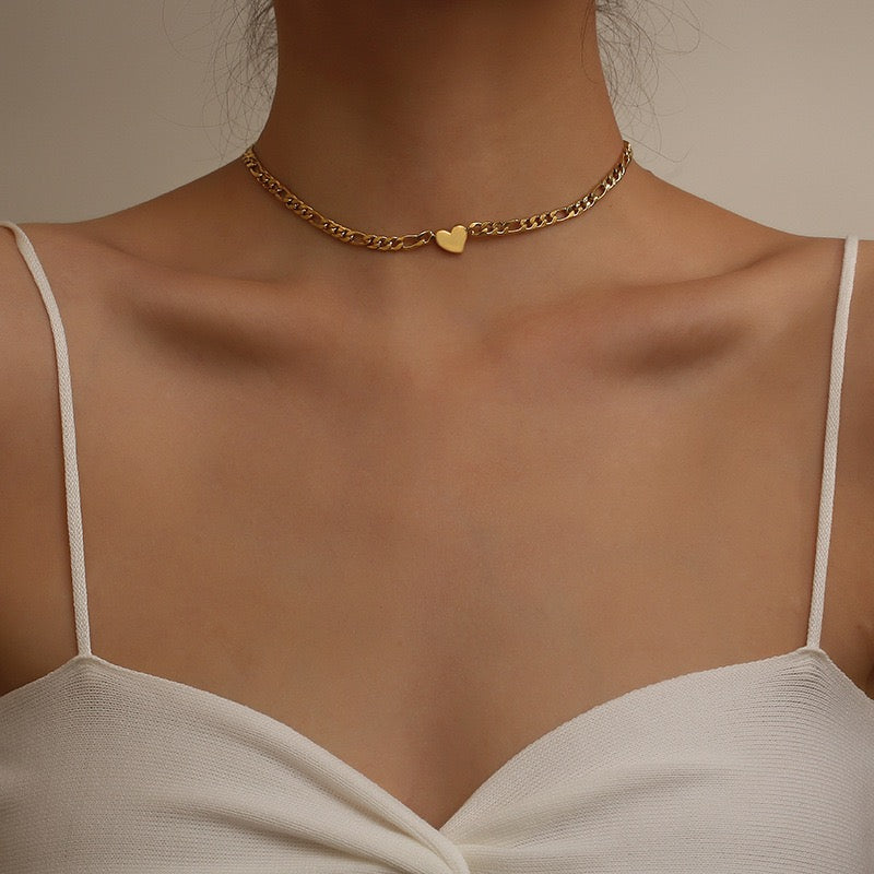 Heart chain choker necklace