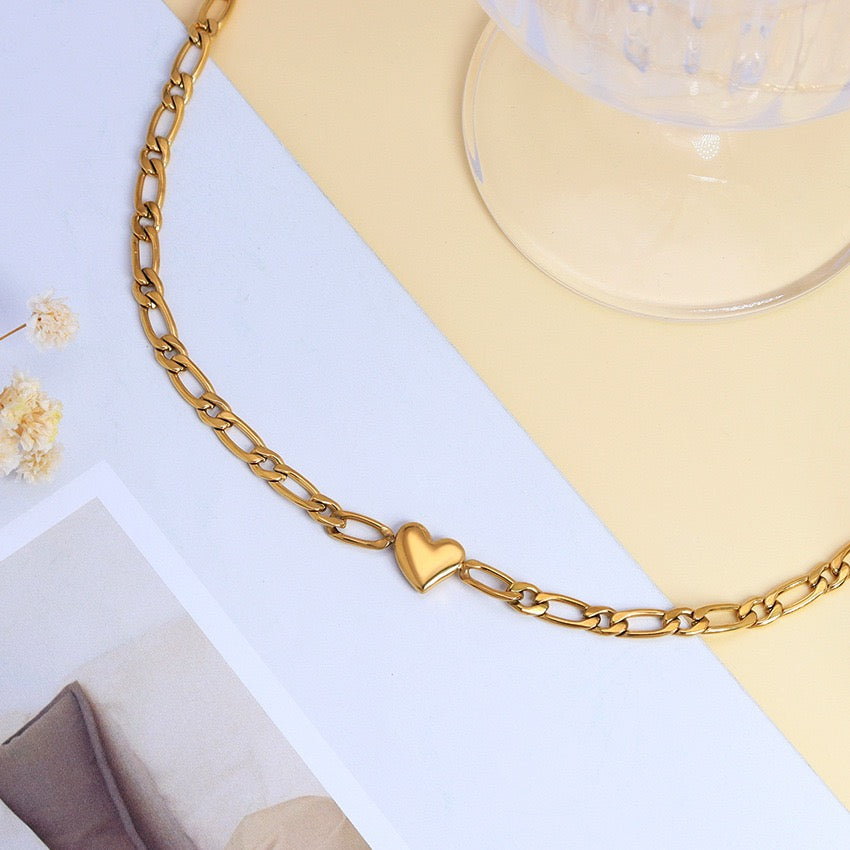 Heart chain choker necklace