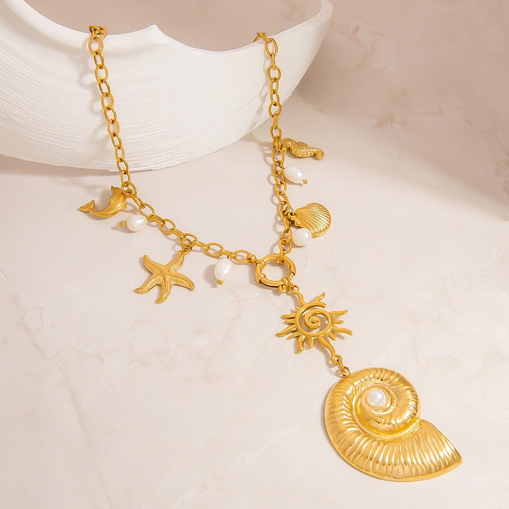 Sea world charm chunky necklace