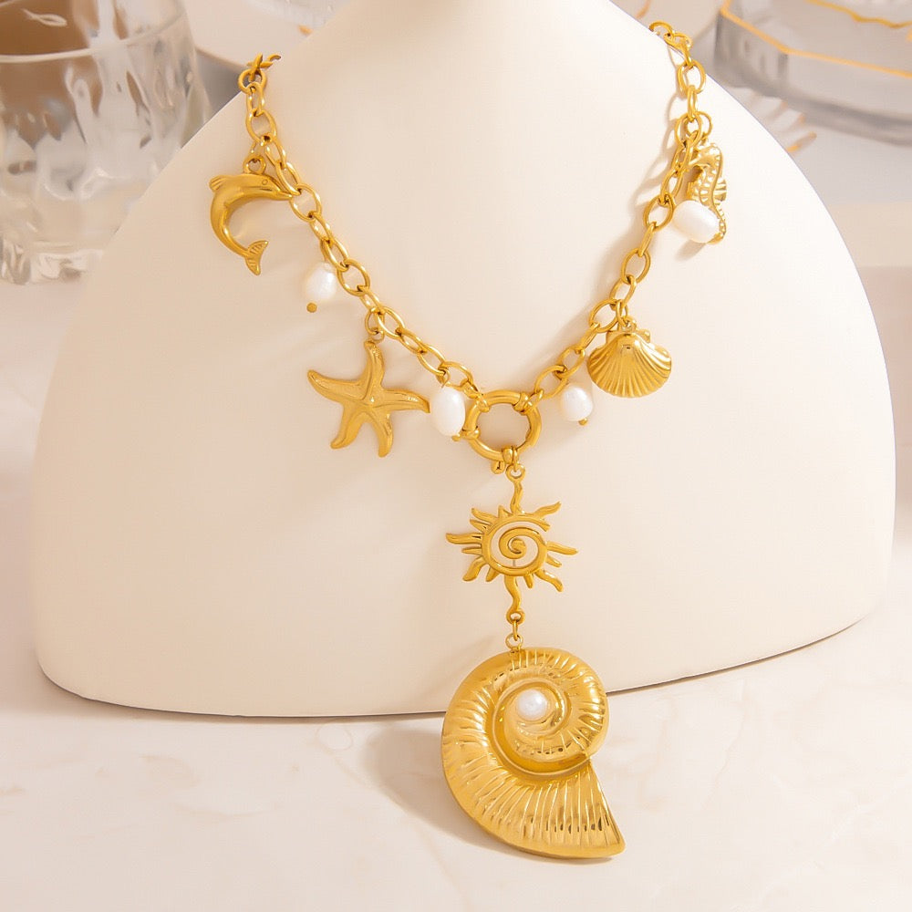 Sea world charm chunky necklace