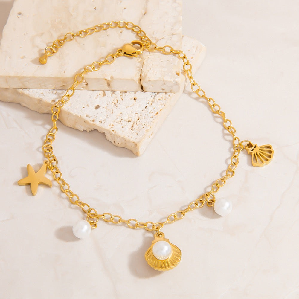 Pearly shell anklet