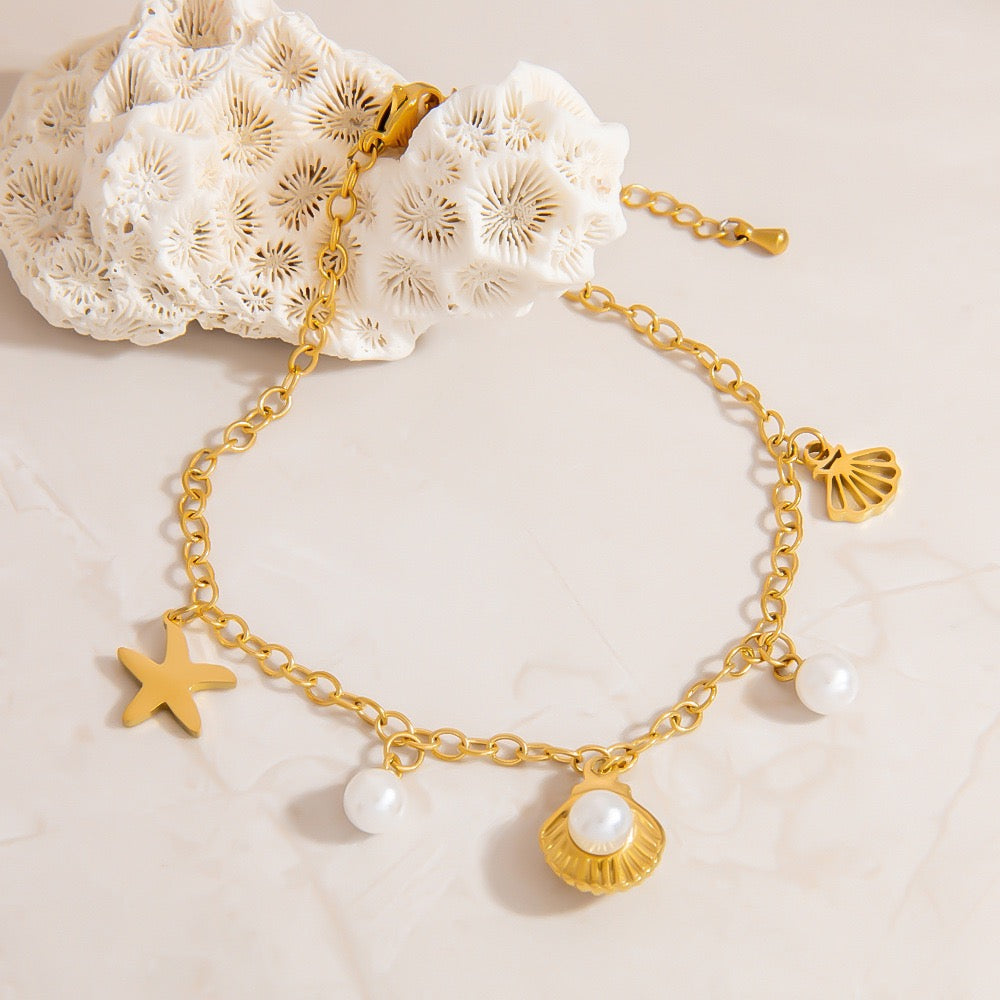 Pearly shell anklet