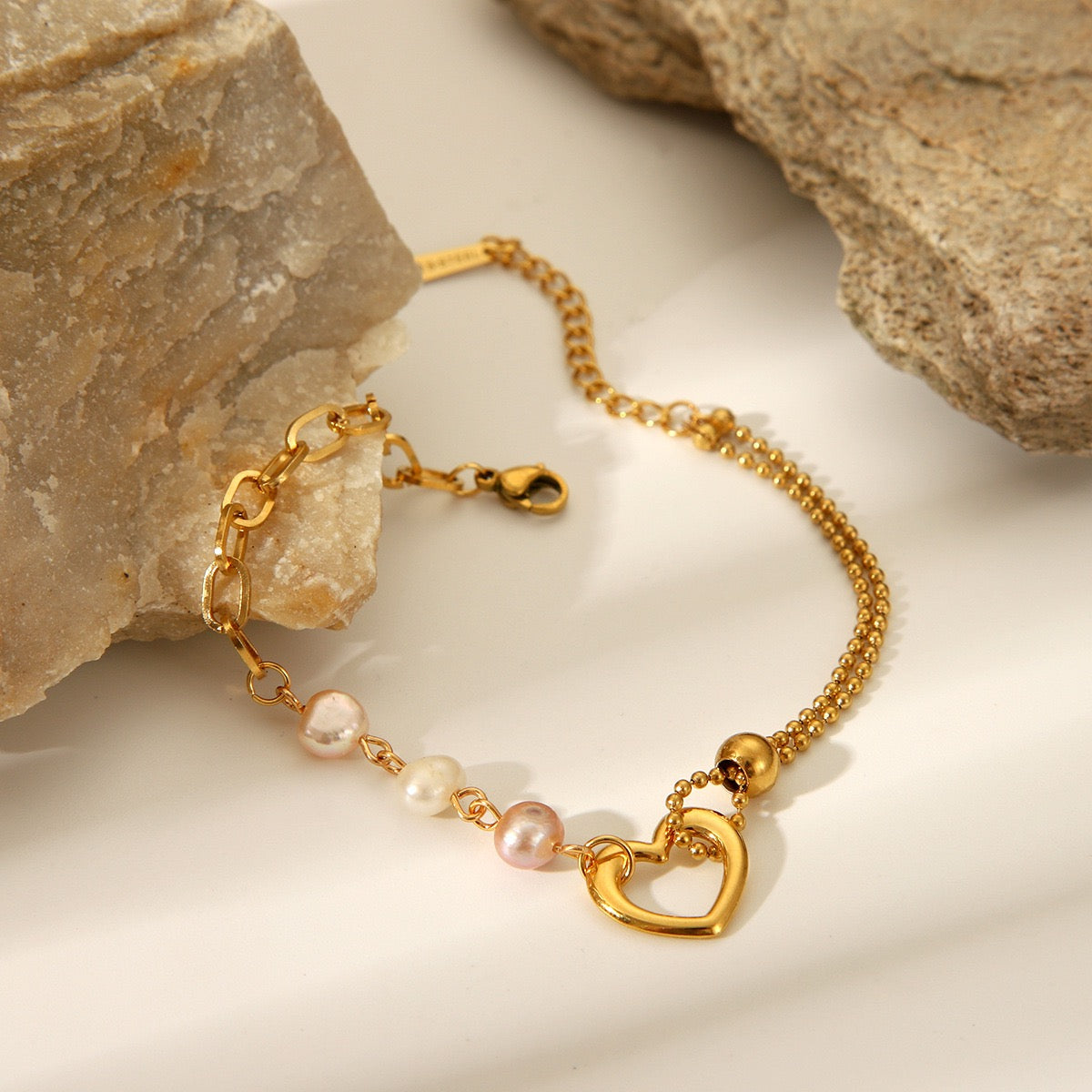 Freshwater pearls heart bracelet