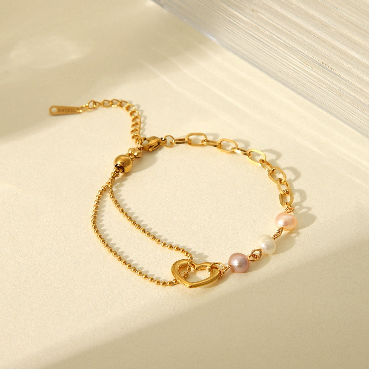Freshwater pearls heart bracelet