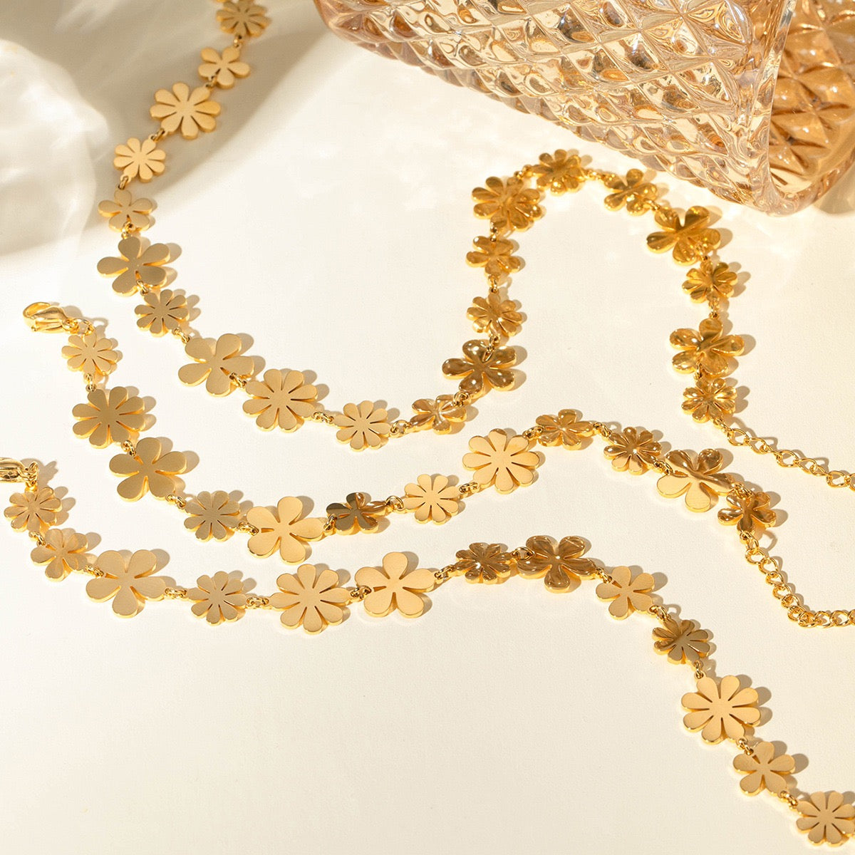 Summer flowers bracelet