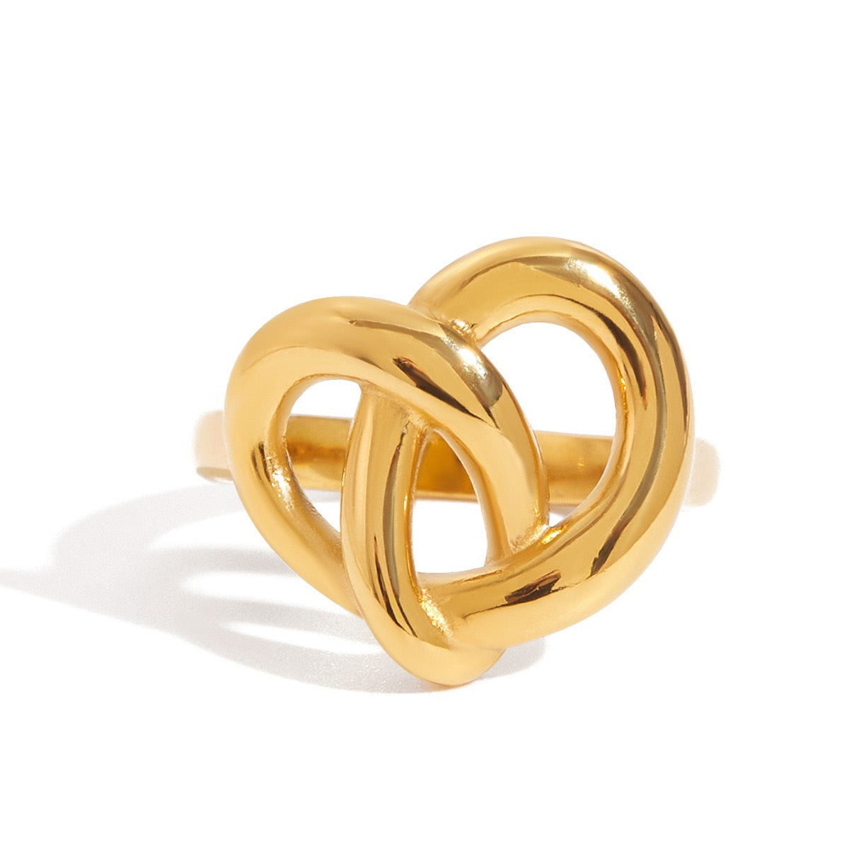 Love pretzel ring