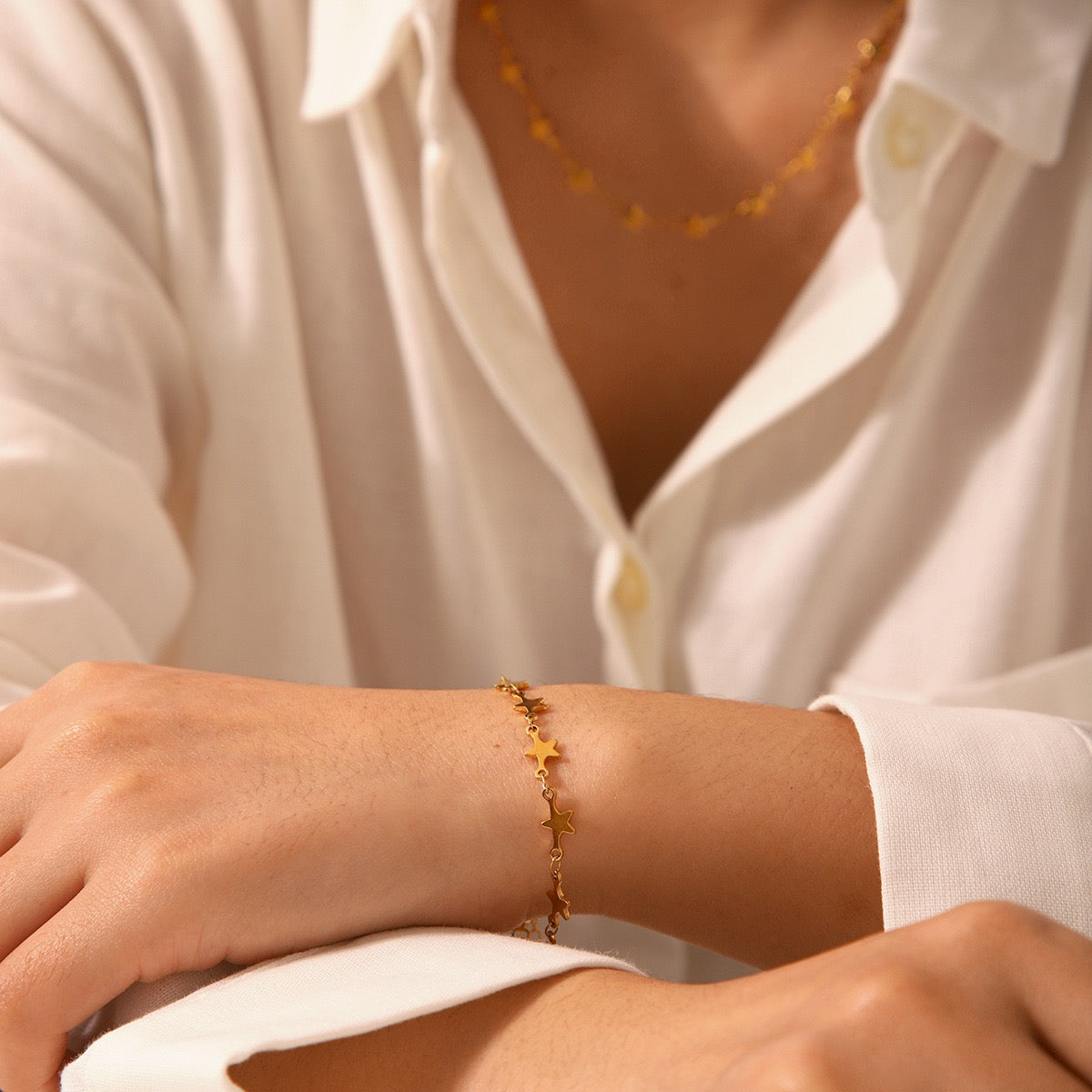 Dainty mini stars bracelet