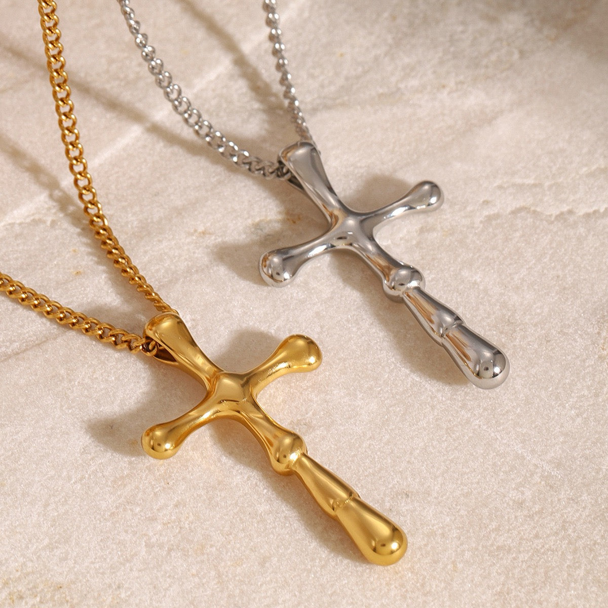 Classic cross necklace