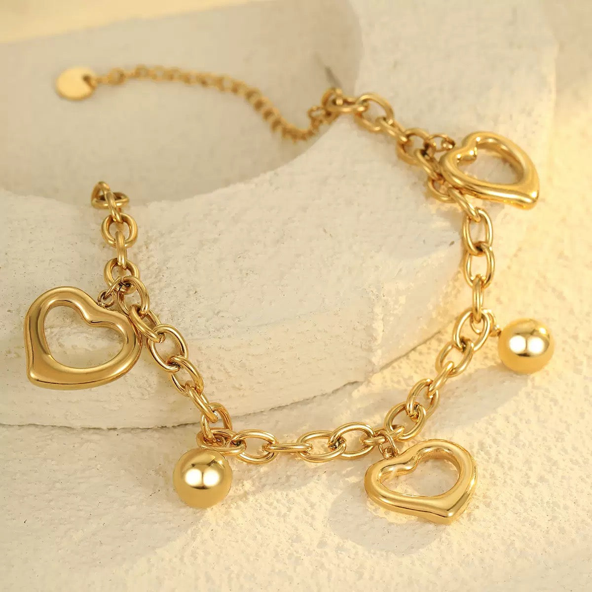 Heart charm bracelet