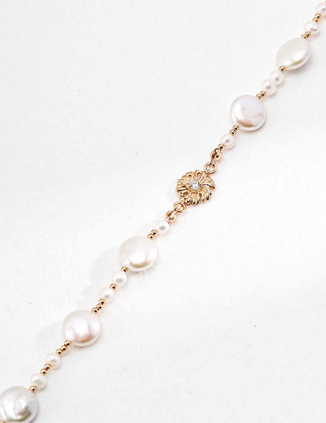 Annistone Flat natural pearls necklace