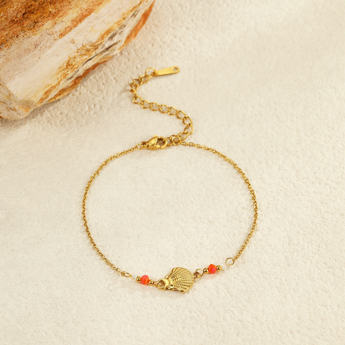 Dainty drop palm tree bracelet
