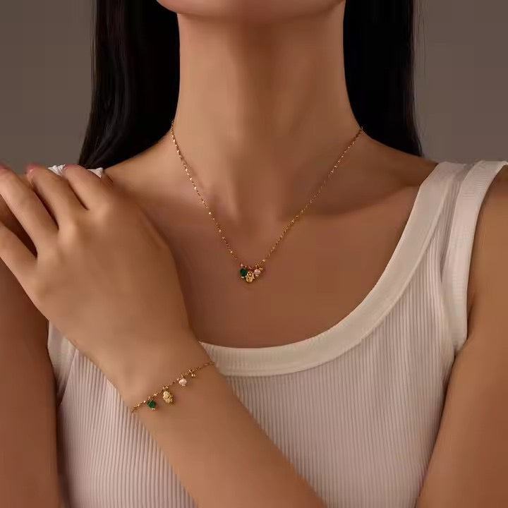 Dainty drop palm tree bracelet