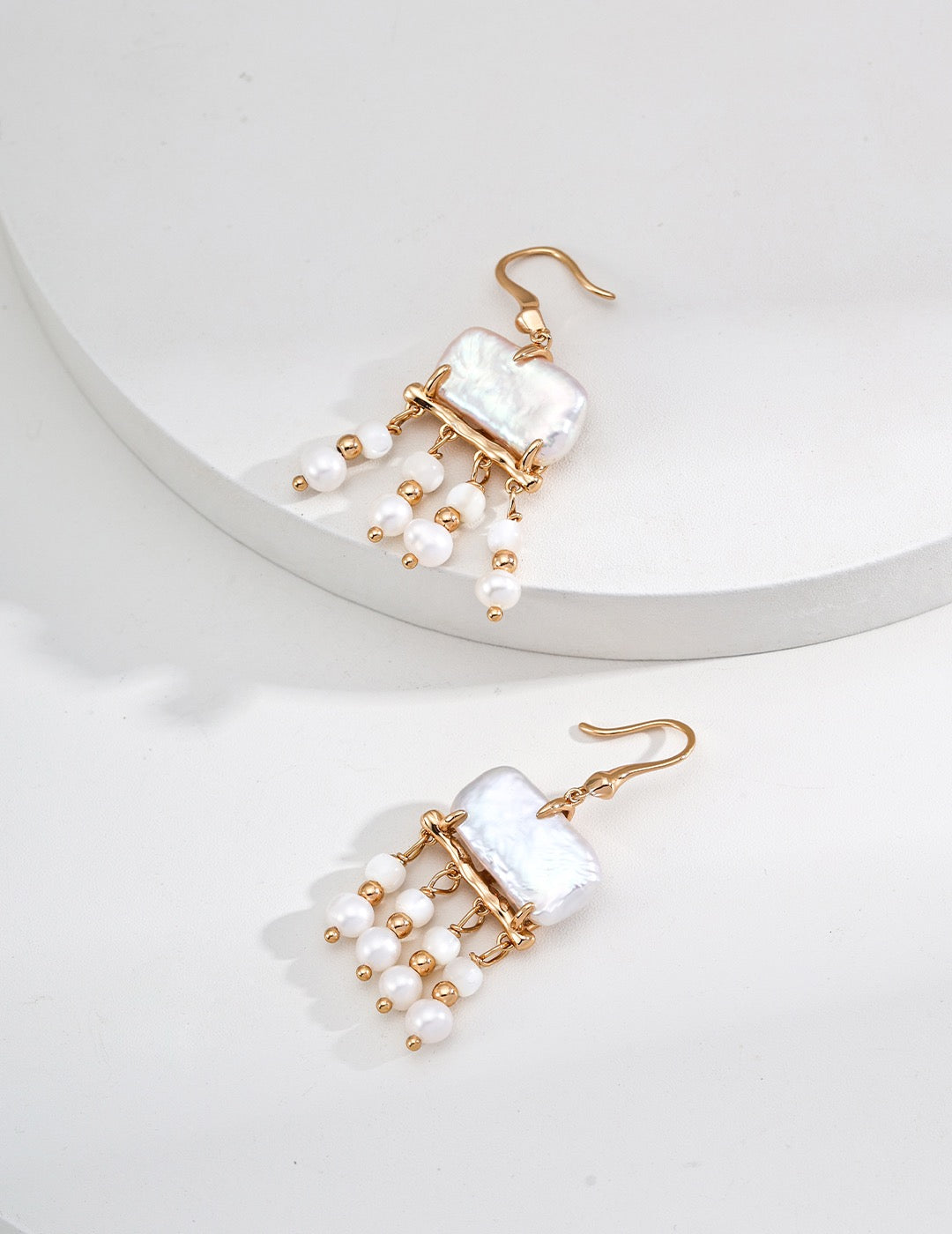Manly Raining pearls earrings
