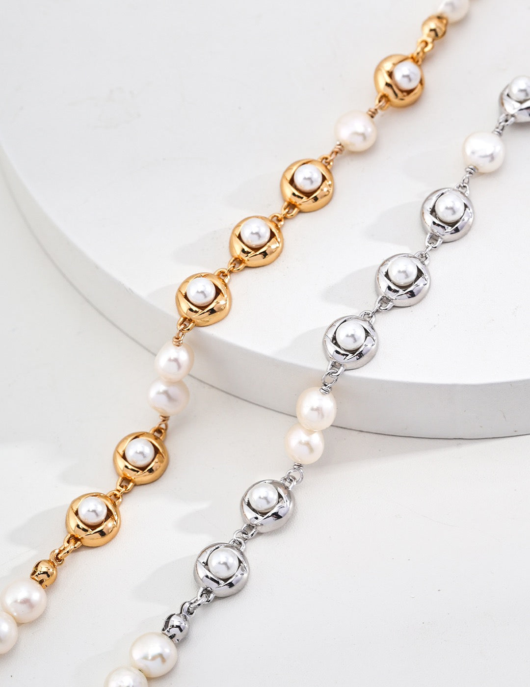 Charleen Natural Pearl bracelets
