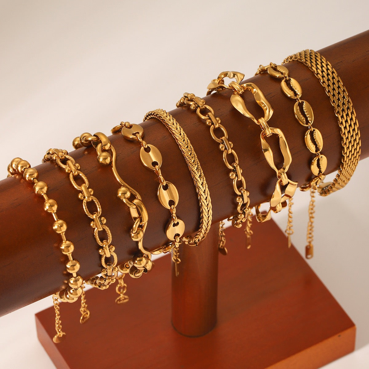 Statement chunky chain bracelets