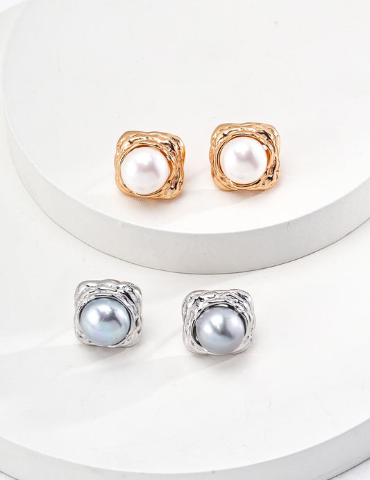Sanato Square pearl earrings
