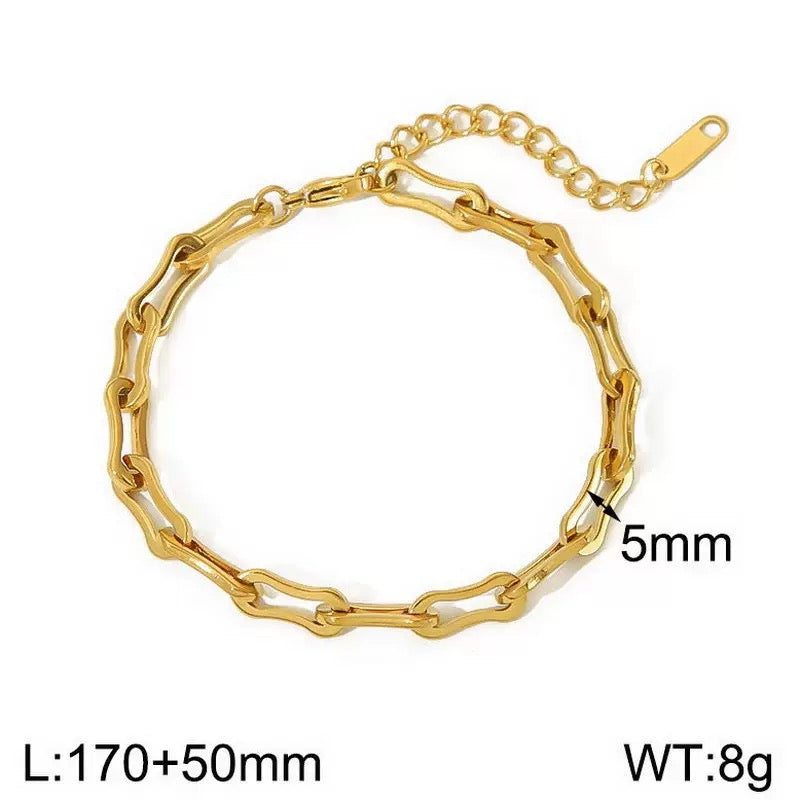 Statement chunky chain bracelets