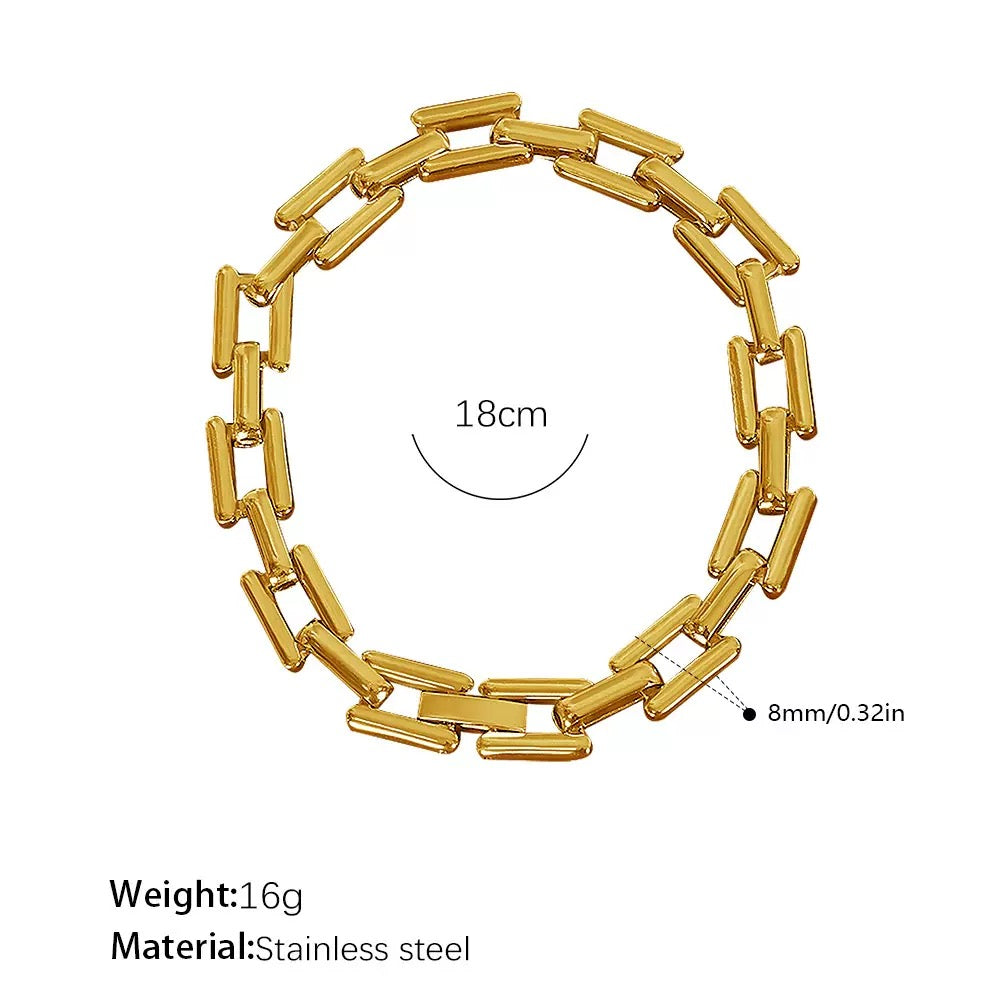 Statement chunky chain bracelets