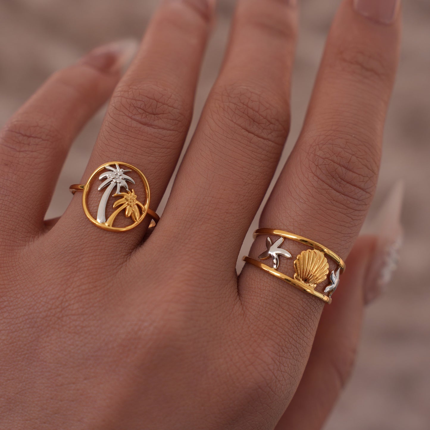 Tropical holiday rings