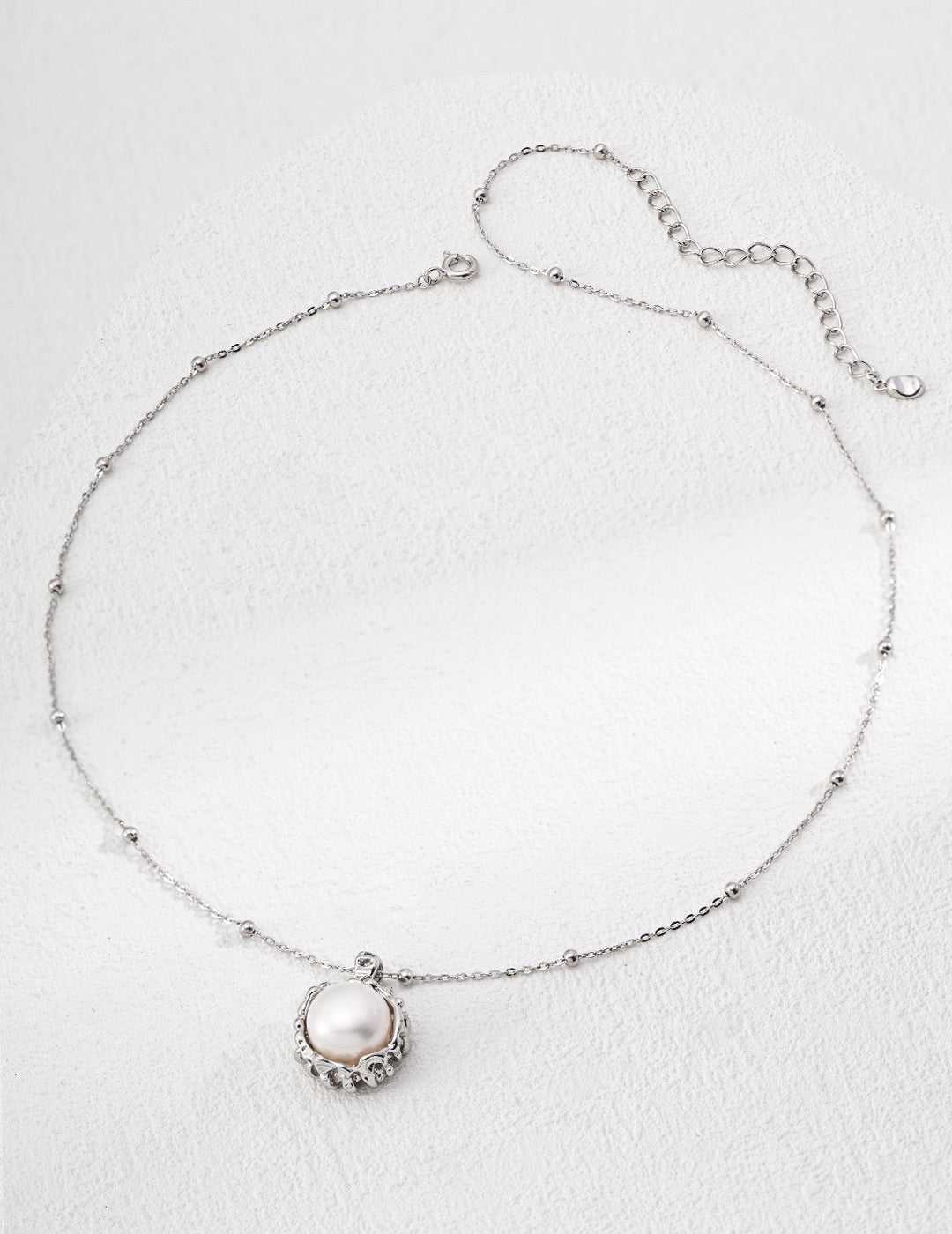 Fiji Oval pearl necklace