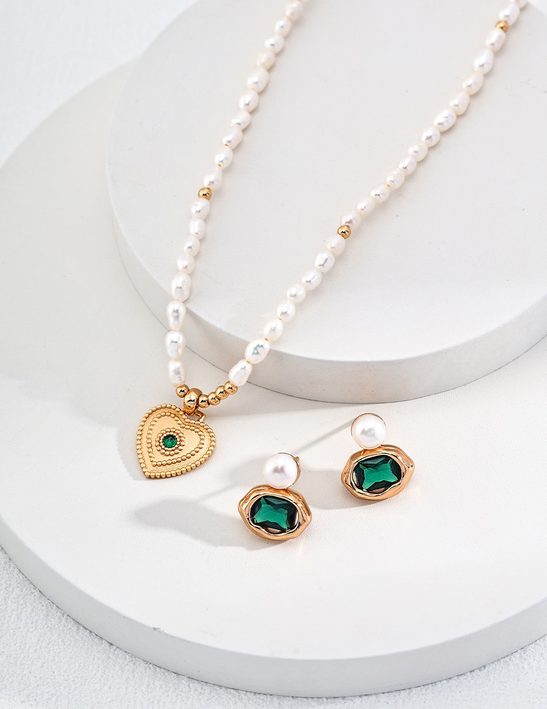 Peru Pink heart necklace