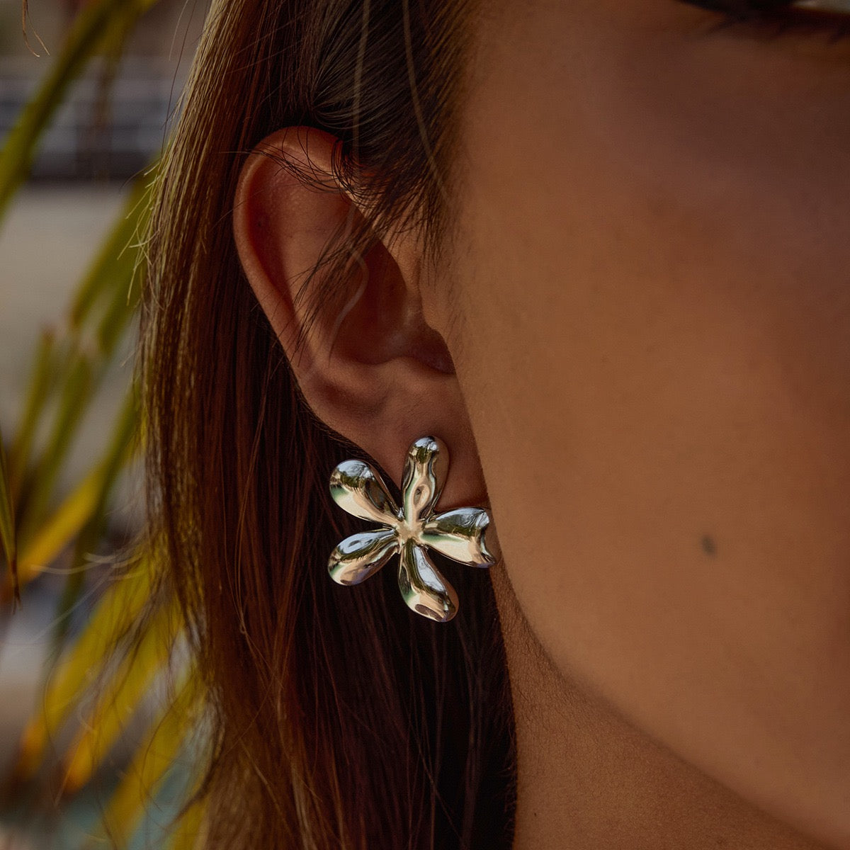 Matchy flower earrings