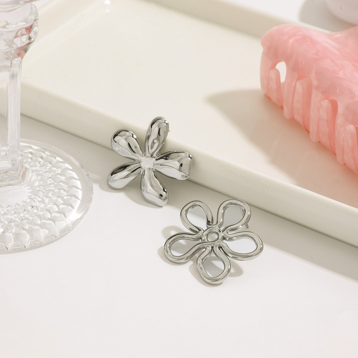 Matchy flower earrings