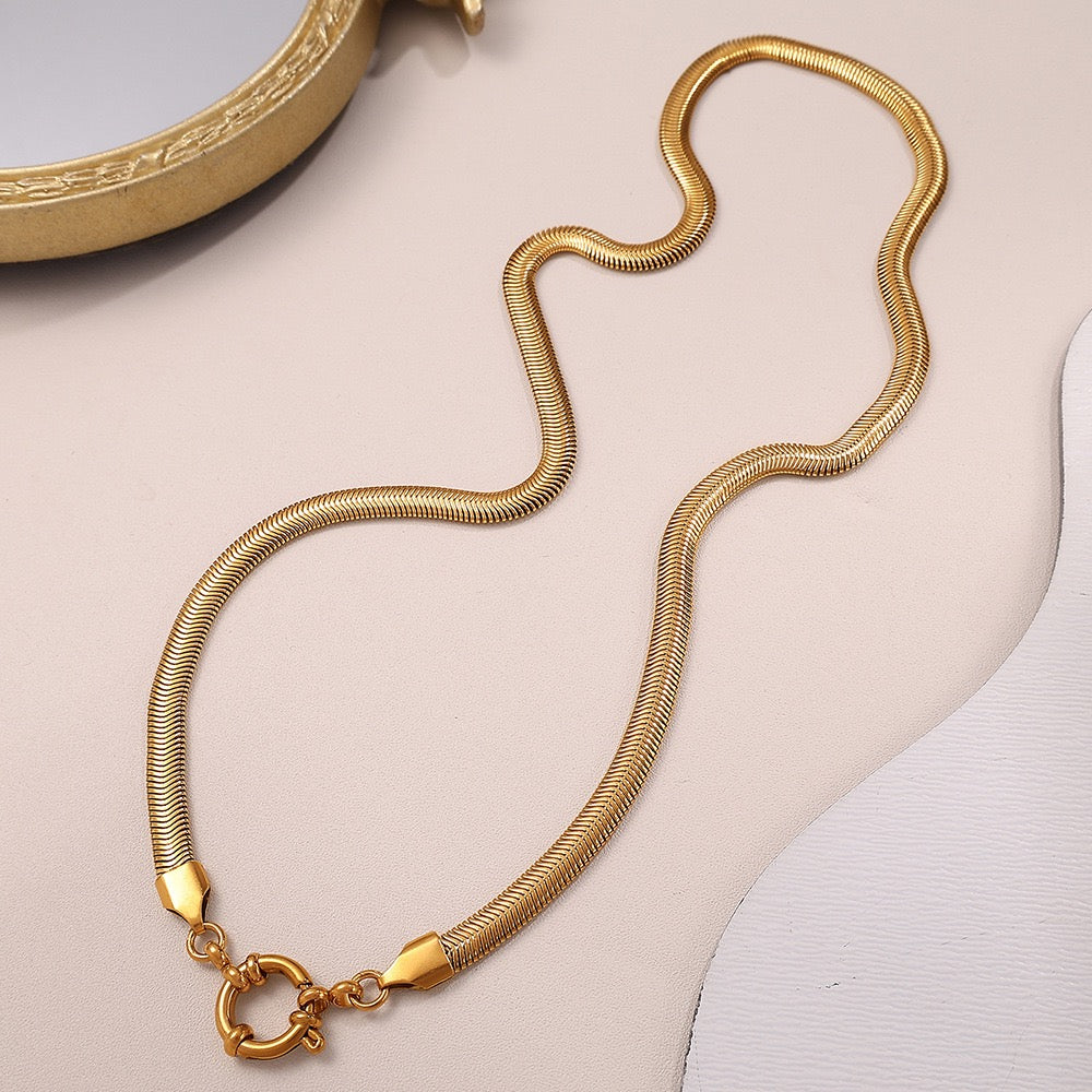 Statement chains necklace