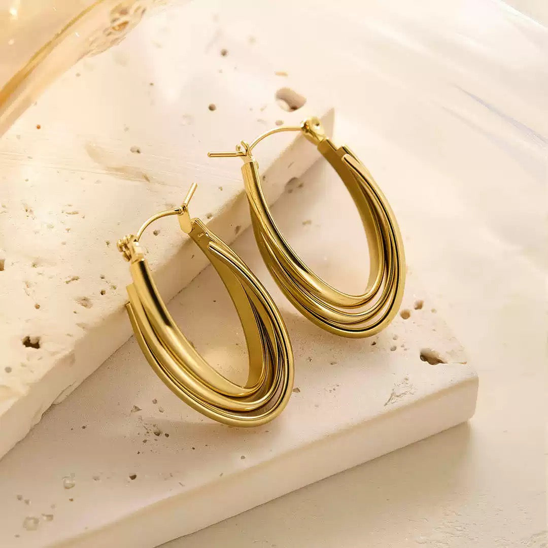 Triple oval hoops