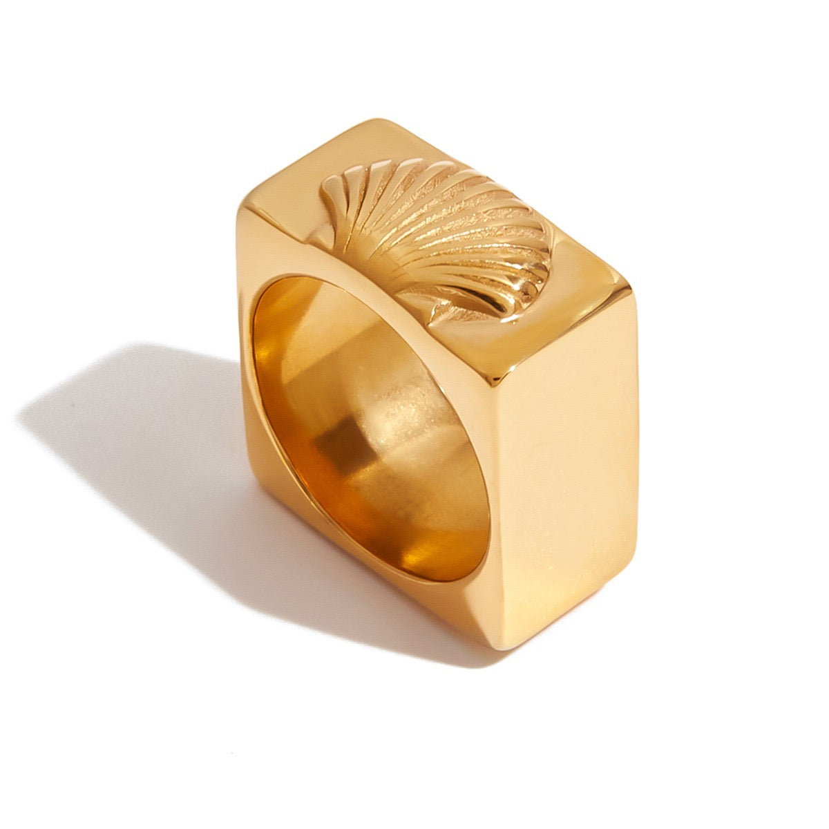 Square shell ring